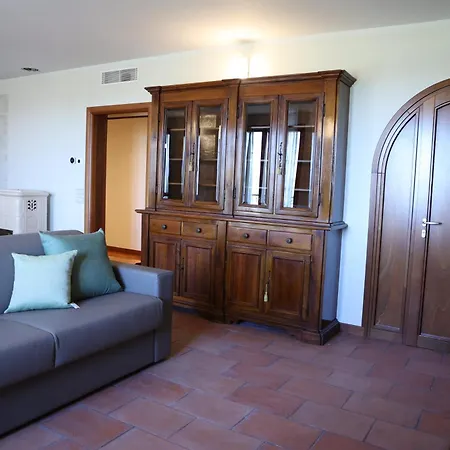 Деревянный коттедж Wanderlust Oasi, Countryside - Bardolino, Di Garda - Verona Бардолино